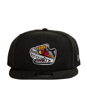 New Era Kaiju Sneaker Snapback